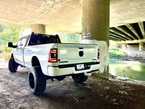 New 2024 RAM 3500 Laramie w/ Night Edition image 15