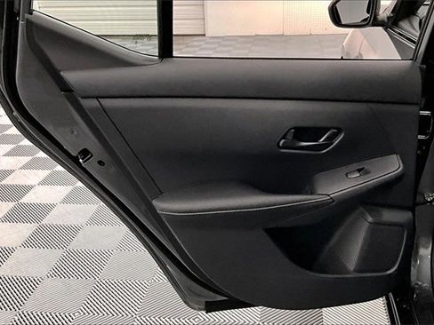 New 2025 Nissan Sentra SV image 28