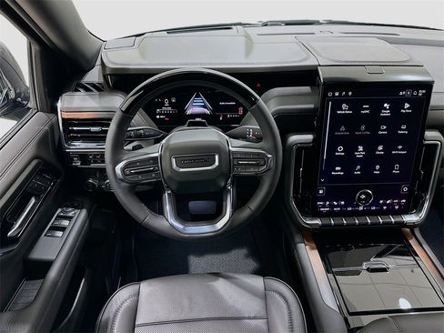 New 2026 GMC Yukon Denali w/ Denali Reserve Package image 24