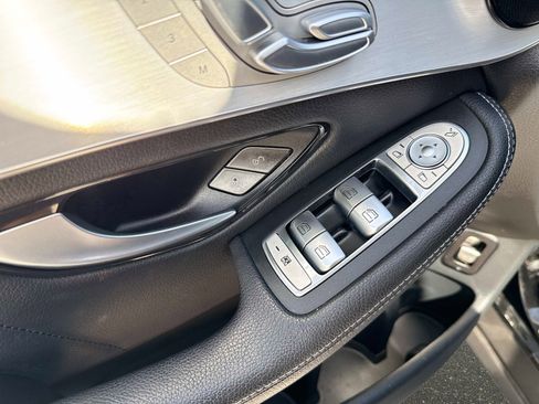 Used 2022 Mercedes-Benz GLC 300 image 18