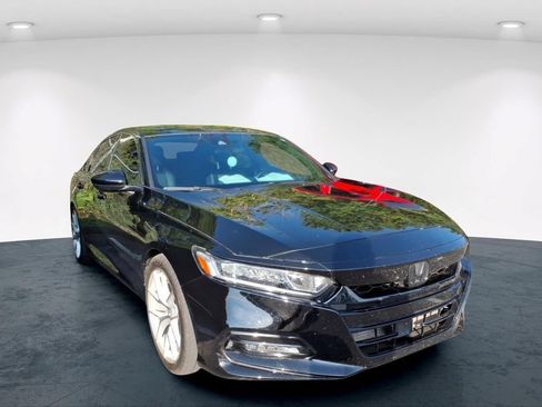 Used 2019 Honda Accord Sport image 11