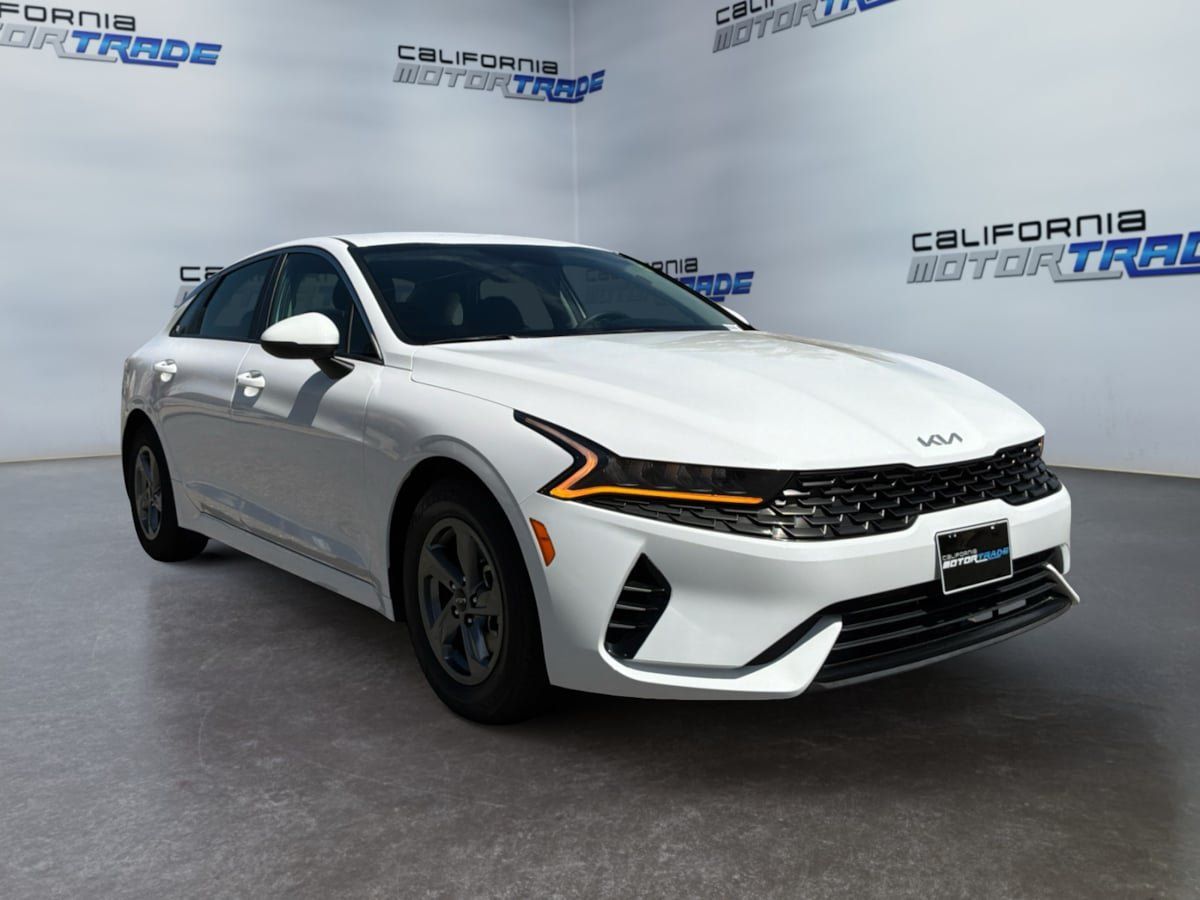 Used 2024 Kia K5 LXS FWD image 3