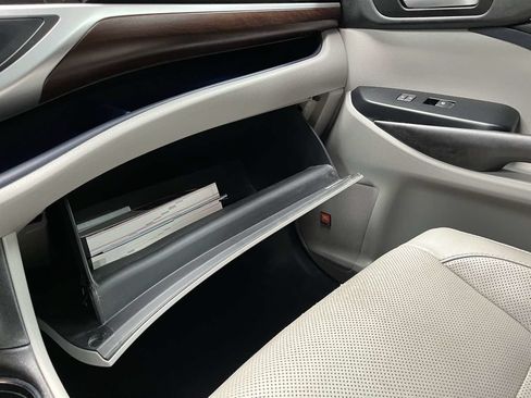 Used 2016 Toyota Highlander Limited AWD/4WD image 17