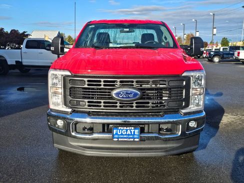 New 2026 Ford F250 XL w/ XL Chrome Package image 3