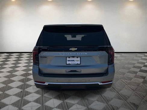 Used 2025 Chevrolet Suburban LS w/ Max Trailering Package AWD/4WD image 6
