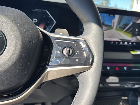 Certified 2025 BMW X3 xDrive30i w/ Premium Package image 19