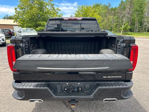 Used 2019 GMC Sierra 1500 Denali w/ Denali Ultimate Package AWD/4WD image 9
