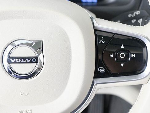 Used 2021 Volvo XC90 T8 Inscription Expression w/ Advanced Package AWD/4WD image 12