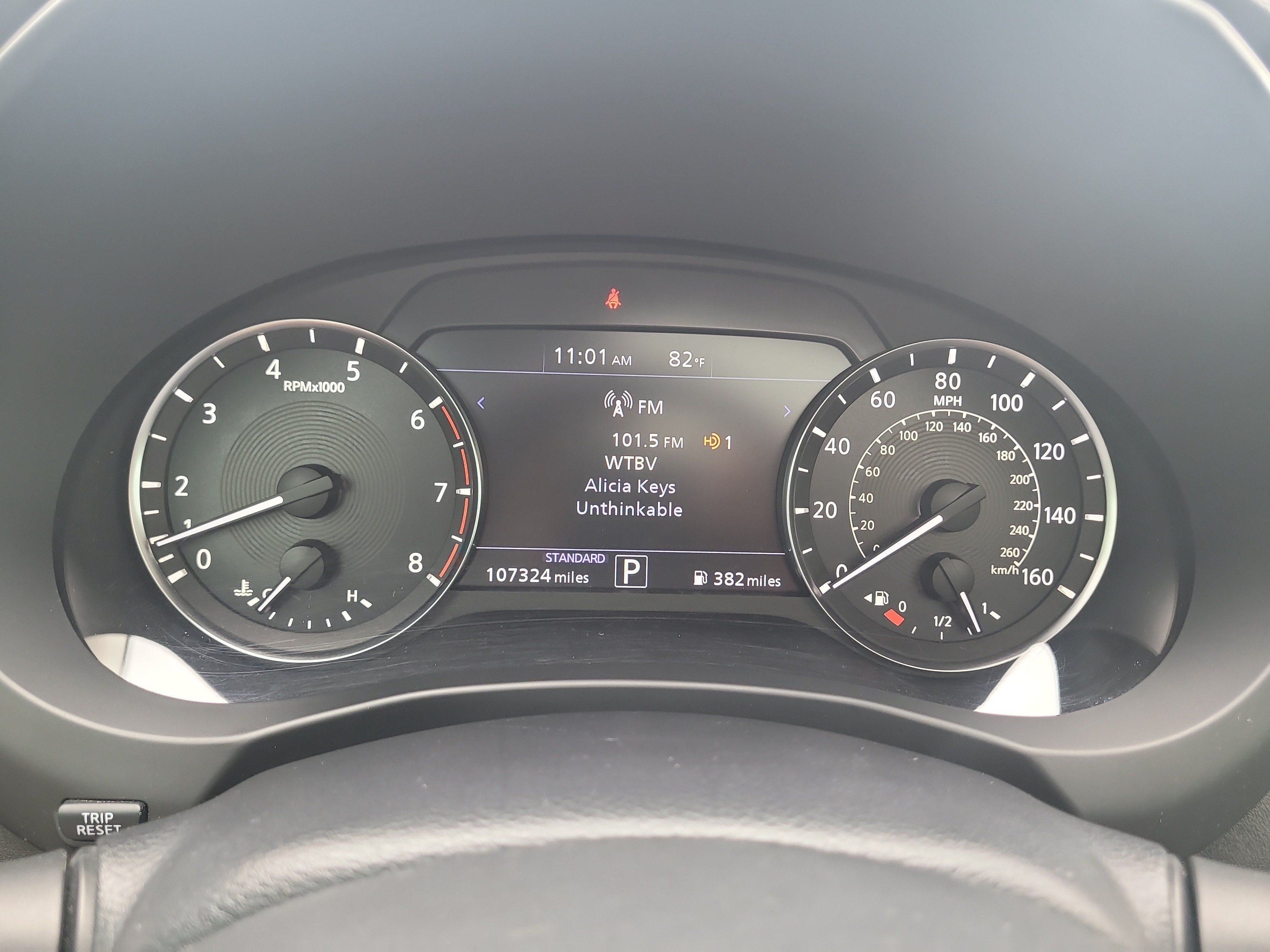 Used 2020 INFINITI QX50 Luxe w/ Navigation Package FWD image 32