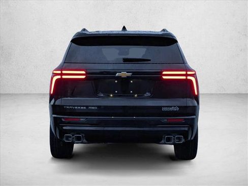 New 2026 Chevrolet Traverse High Country w/ LPO, Floor Liner Package image 7