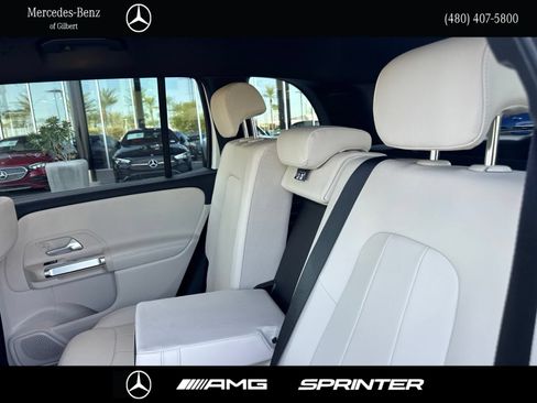 Used 2026 Mercedes-Benz GLB 250 image 21