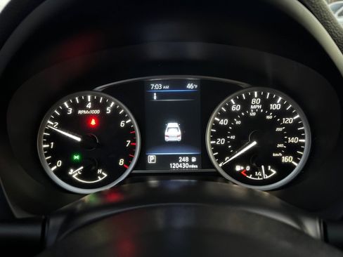 Used 2019 Nissan Sentra S image 15