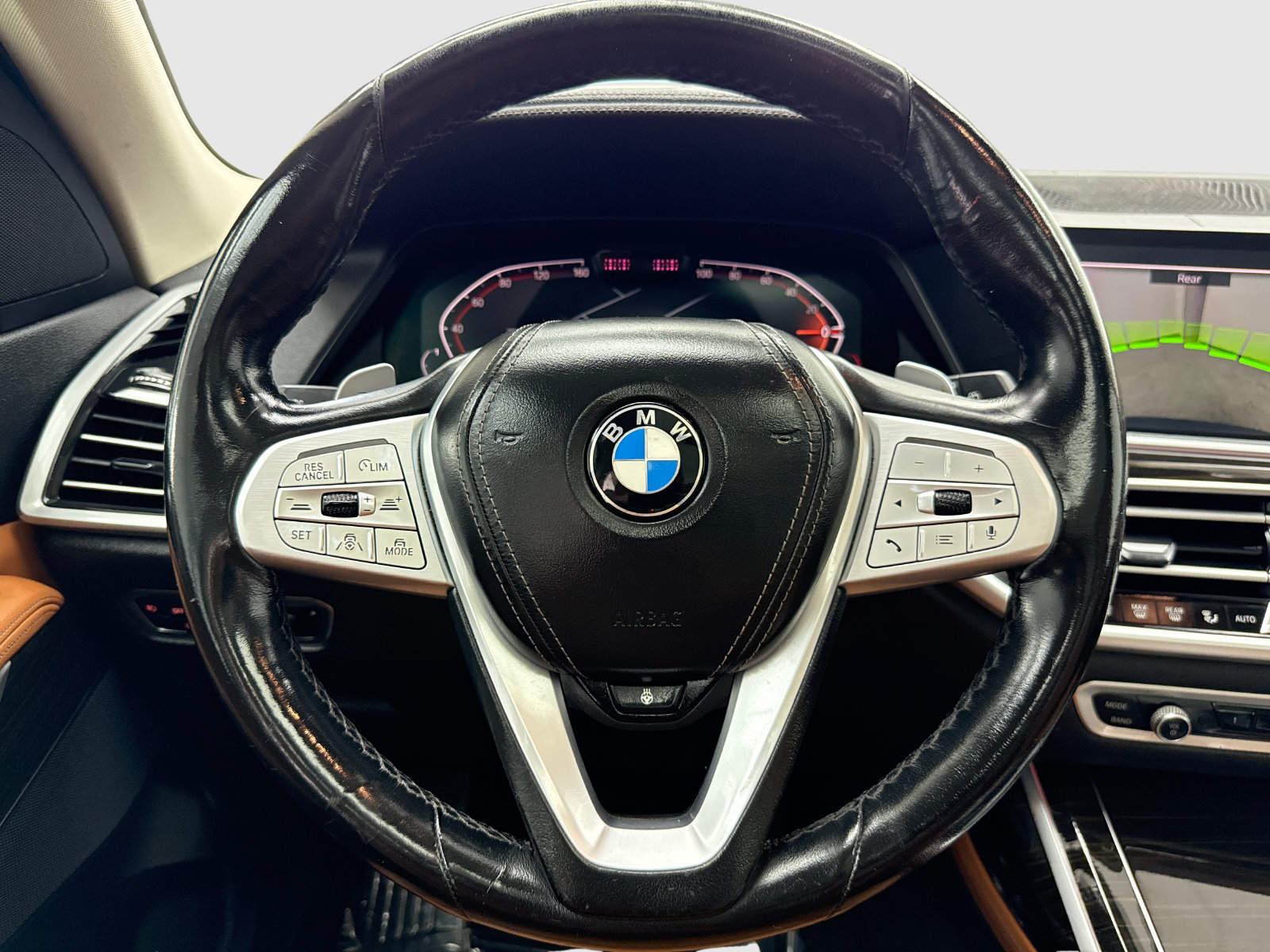 Used 2021 BMW X7 xDrive40i w/ Premium Package 2 AWD/4WD image 19