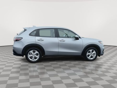 Used 2025 Honda HR-V LX image 9