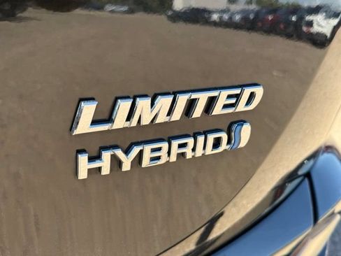 Used 2016 Toyota RAV4 Limited w/ Advanced Technology Package AWD/4WD image 16