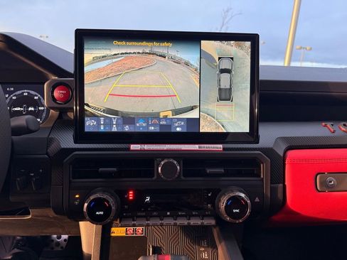 Used 2025 Toyota Tacoma TRD Pro image 16