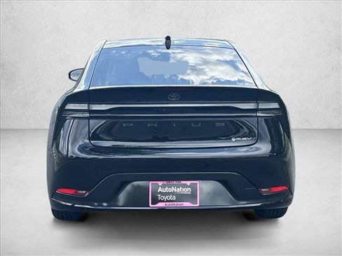 New 2026 Toyota Prius Plug-In Hybrid FWD image 8