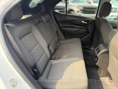 Used 2019 Chevrolet Equinox LT FWD image 6