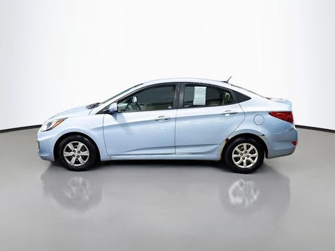 Used 2013 Hyundai Accent GLS FWD image 9