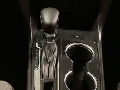 Used 2023 Chevrolet Equinox LT image 21