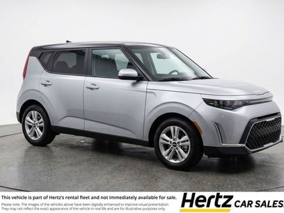 Used 2025 Kia Soul LX w/ LX Technology Package