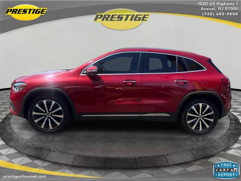 Used 2021 Mercedes-Benz GLA 250 4MATIC w/ Premium Package image 8