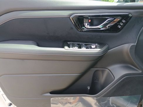 New 2026 Subaru Forester Touring AWD/4WD image 11