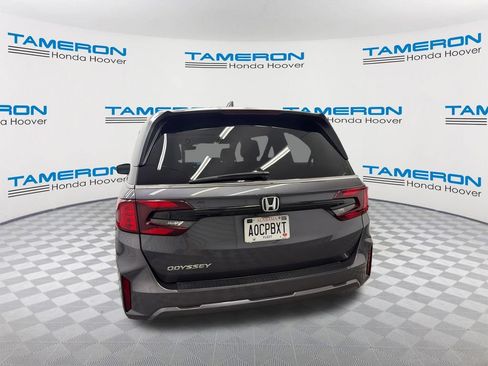 Used 2025 Honda Odyssey EX-L image 4
