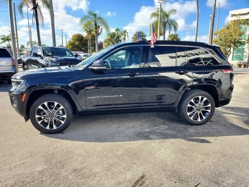 Used 2025 Jeep Grand Cherokee Overland w/ Adv Protech Group III image 4