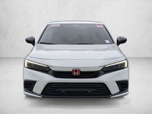 Used 2024 Honda Civic Sport image 2