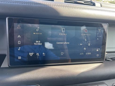 Used 2020 Land Rover Defender 110 HSE image 39