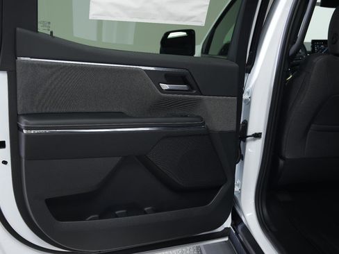 New 2026 GMC Sierra EV Elevation image 20