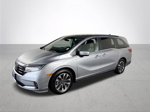 Used 2022 Honda Odyssey EX-L image 2