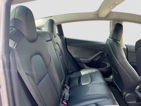 Used 2023 Tesla Model 3 Standard Range RWD image 27