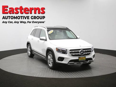 Used 2021 Mercedes-Benz GLB 250 4MATIC image 54
