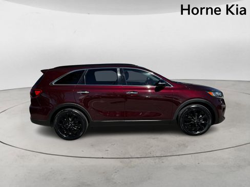 Used 2020 Kia Sorento S image 3