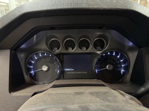 Used 2015 Ford F450 Lariat w/ Chrome Package image 6