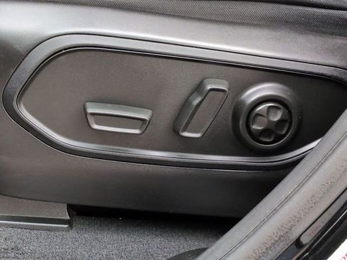 Certified 2024 Jeep Grand Cherokee L Limited w/ Luxury Tech Group II image 14