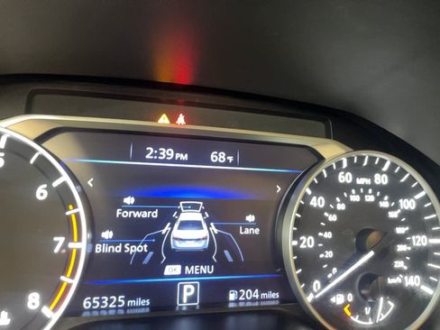 Used 2022 Nissan Altima 2.5 SR AWD/4WD image 8