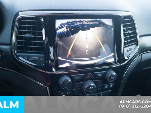 Used 2019 Jeep Grand Cherokee Limited X image 28