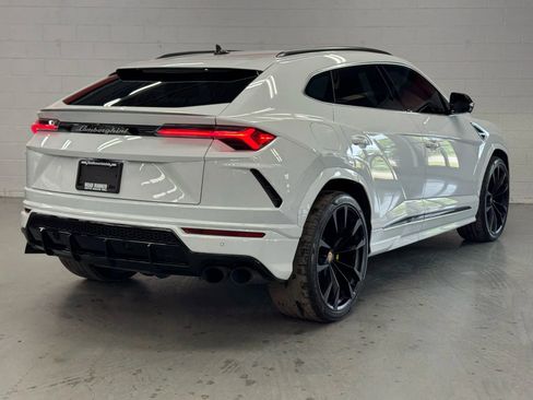Used 2021 Lamborghini Urus image 7