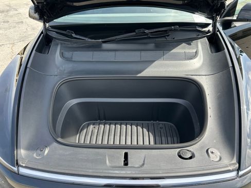 Used 2026 Tesla Model Y Long Range image 18