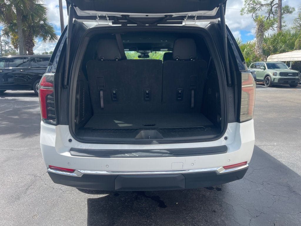 Used 2025 Chevrolet Tahoe LT RWD image 5