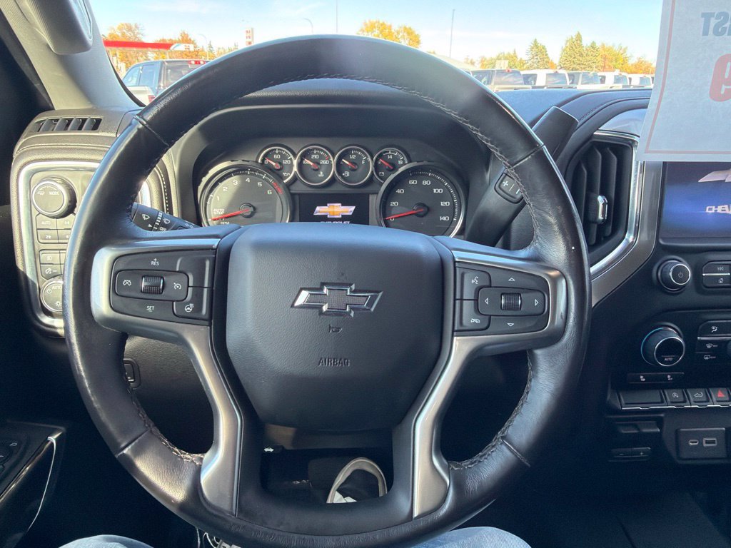 Used 2021 Chevrolet Silverado 1500 RST AWD/4WD image 15
