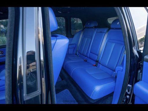 Used 2020 Rolls-Royce Cullinan AWD/4WD image 6