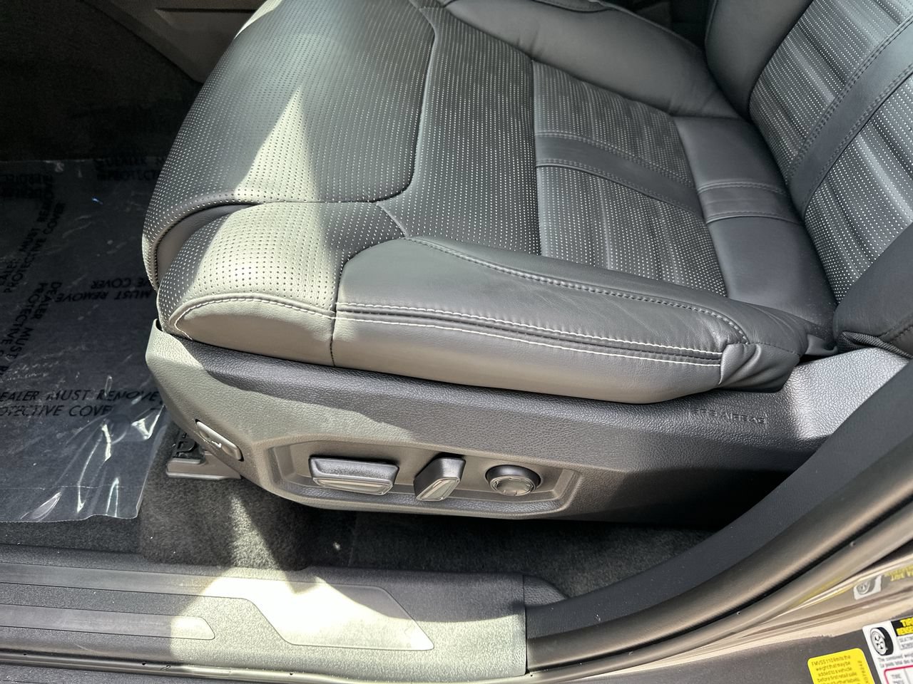 Used 2024 Toyota Tundra Capstone AWD/4WD image 9