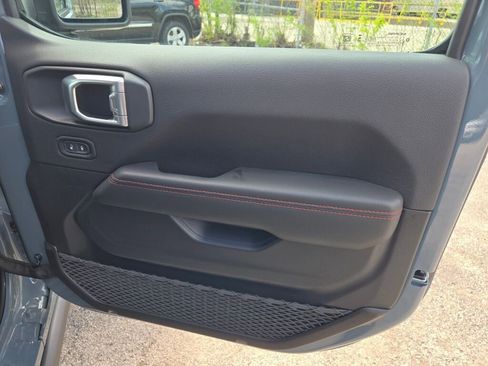 New 2026 Jeep Gladiator Rubicon AWD/4WD image 6