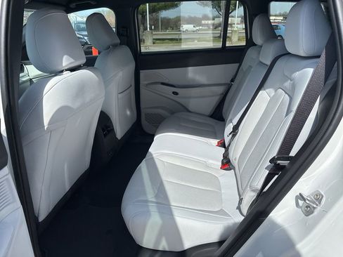 New 2026 Jeep Cherokee Laredo AWD/4WD image 42