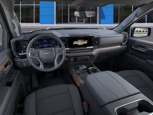 New 2026 Chevrolet Silverado 1500 LT w/ Z71 Off-Road Package AWD/4WD image 16