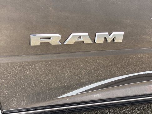 Used 2026 RAM 2500 Big Horn AWD/4WD image 15